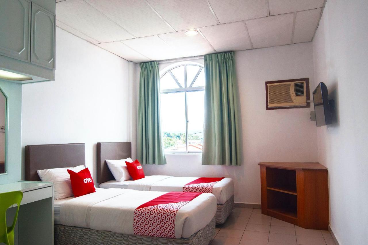 Oyo 89577 Kristal Hotel Keningau Exteriör bild
